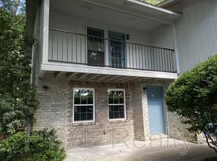 417 Old Trolley Rd, Summerville, SC 29485