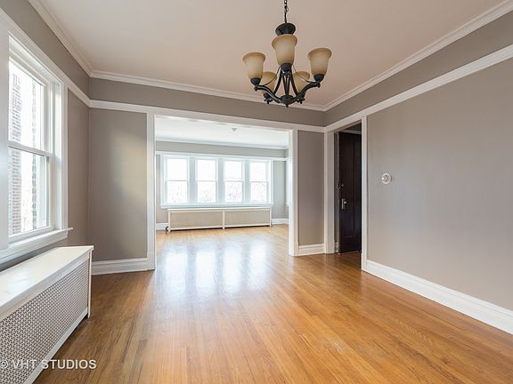 3rd image of 4528 N Menard Ave
