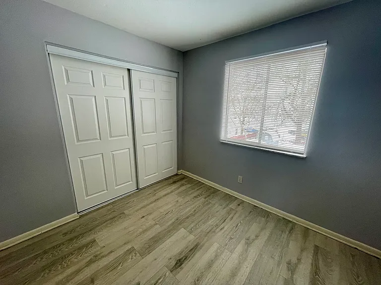 595 Brown St #2 — Photo 34