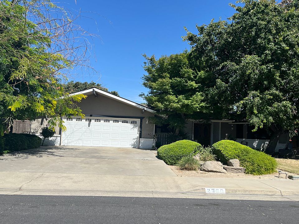 1st image of 2360 22nd Ave