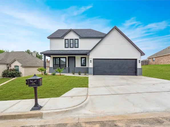 2349 Trace Ridge Dr, Weatherford, TX 76087