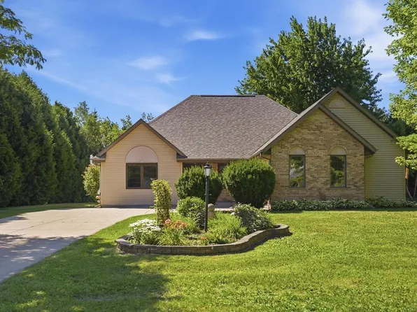 N114W19759 Woodberry PASS, Germantown, WI 53022