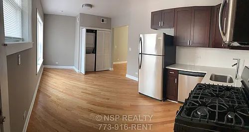 1644 W Pratt Blvd #2E Photo 1