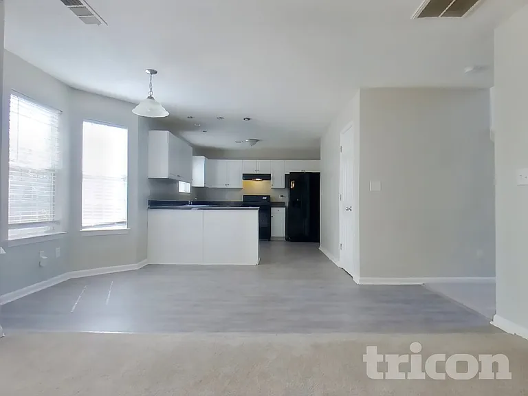 5873 Cobalt Dr — Photo 5
