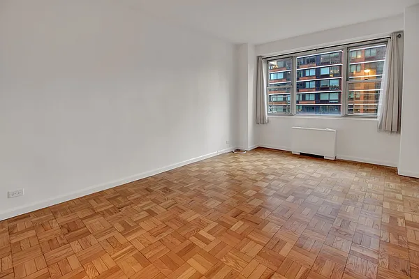 Rented by Compass | media 19