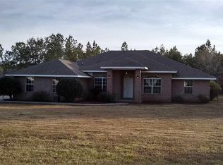 9925 S Trace Rd, Milton, FL 32583