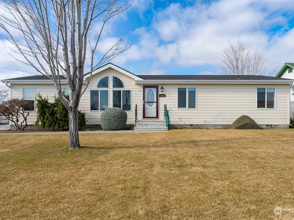 795 J Street SE, Ephrata, WA 98823