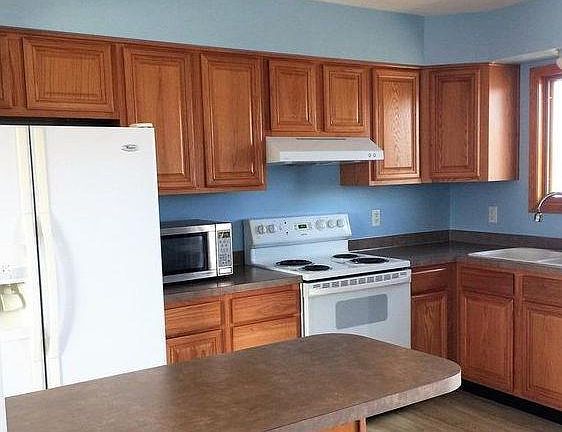 3rd image of 1850 W Apricot Ln