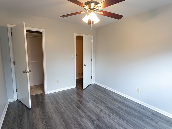 5th image of 5856 Oakleaf Dr