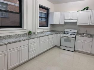 15 Coligni Ave, New Rochelle, NY 10801