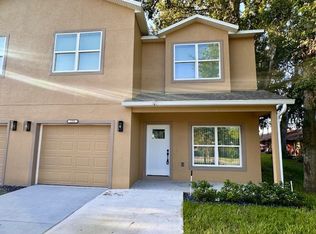 250 E Collins St, Umatilla, FL 32784