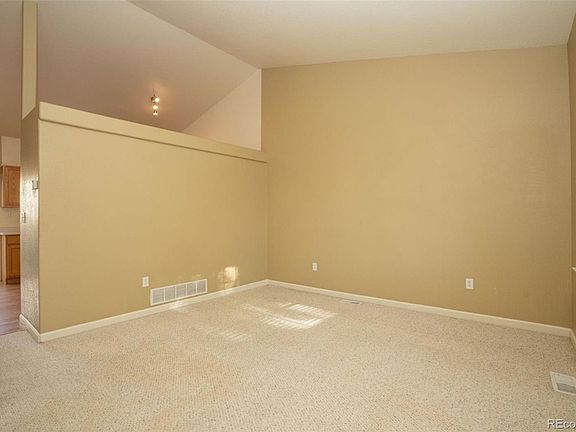 3rd image of 1917 Wildrose Dr