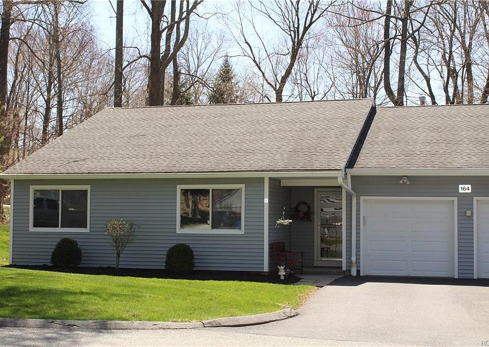 1st image of 164 Carriage Ct #A