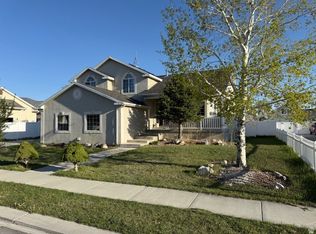1334 E Harrier St, Eagle Mountain, UT 84005