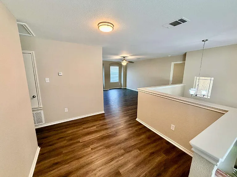 3403 Wickham Ln — Photo 13