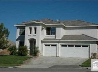1981 Olympia Fields Dr, Corona, CA 92883