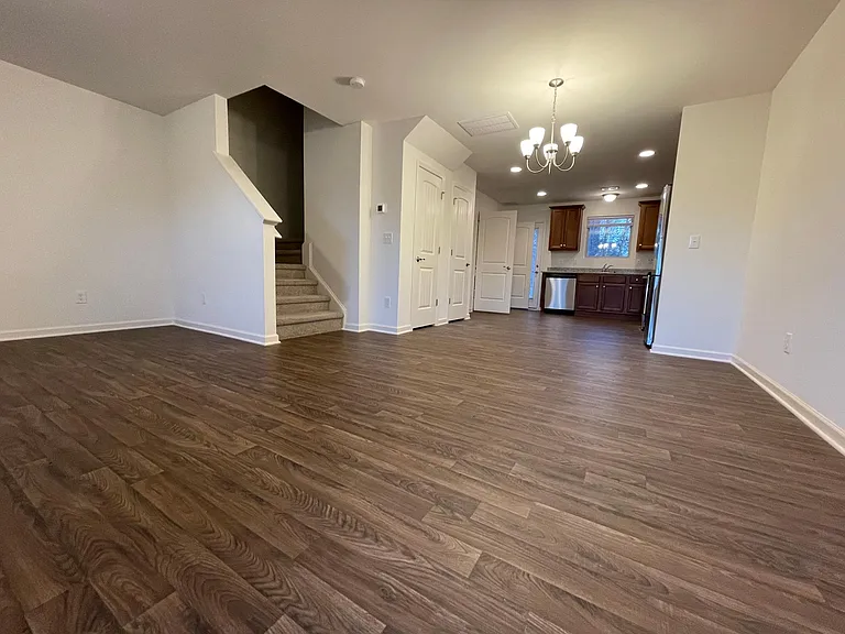 335 Switch St — Photo 7