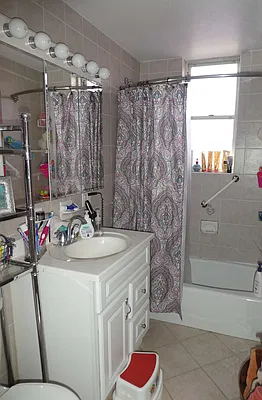 Sold by Century 21 Mizrahi Realty | media 33