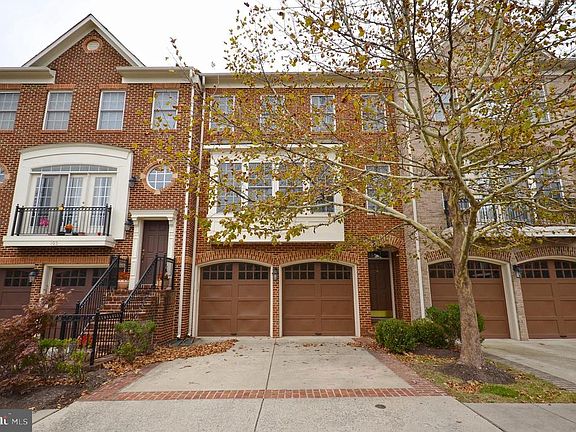 4th image of 107 Herndon Mill Cir