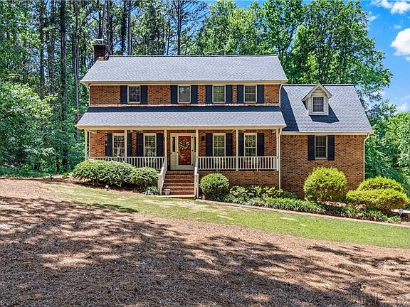 2nd image of 500 Knob View Dr