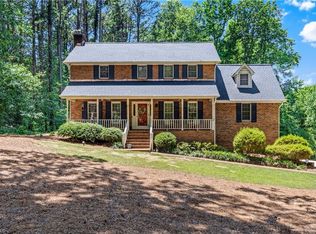 500 Knob View Dr, Winston Salem, NC 27104