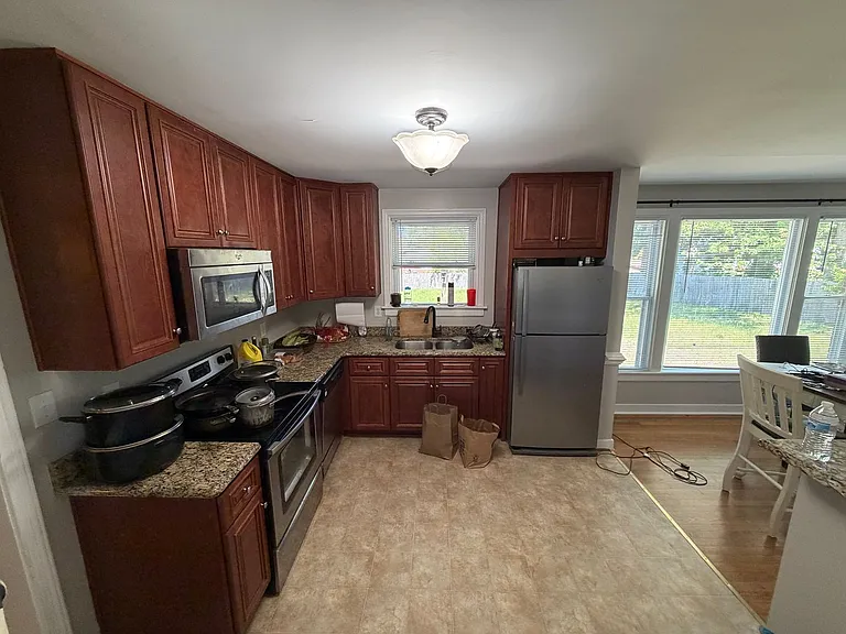2210 Manlyn Rd — Photo 15