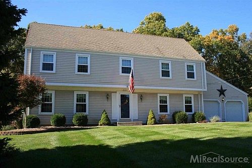 1st image of 3172 Old Orchard Dr