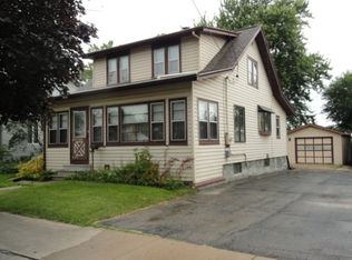 104 Wilson Ave, Beaver Dam, WI 53916