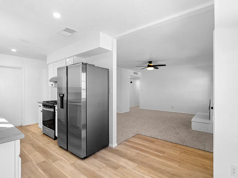 6321 Leslie Pl NE — Photo 11