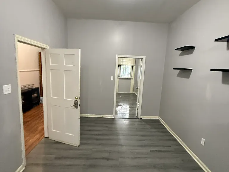 611 N 32nd St #1 — Photo 4