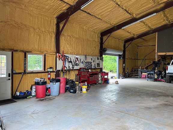 4th image of 319 Phillip Stone Way