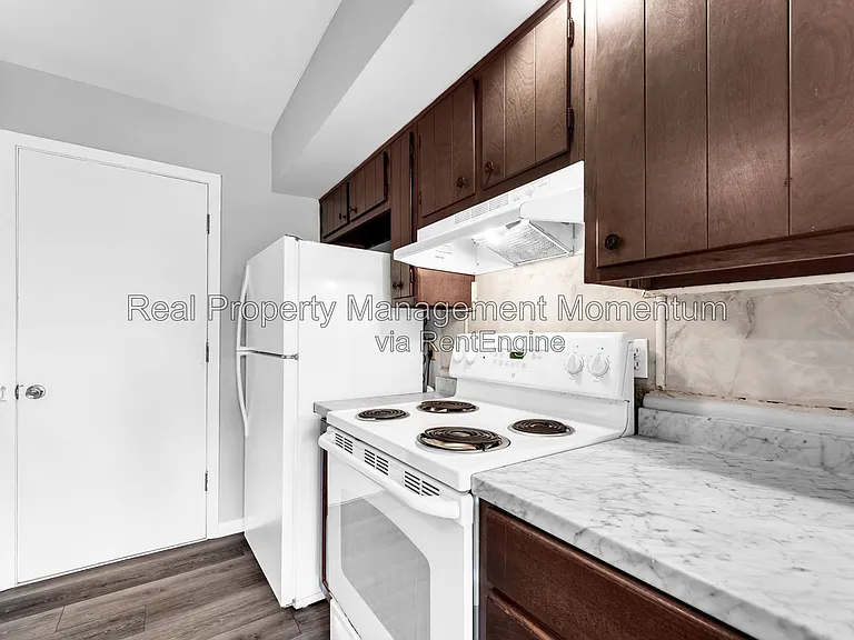 2105 S Barcliff Ave — Photo 10