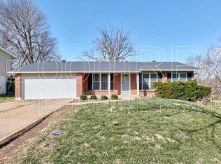 9915 Chileswood Dr, Saint Louis, MO 63126