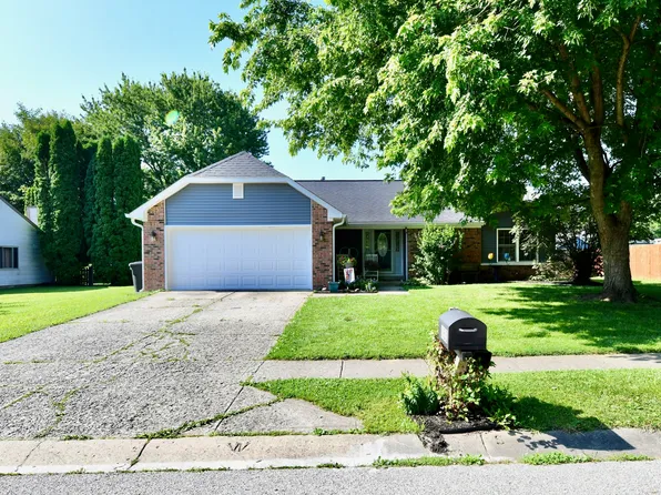 153 Foxwood Dr, Brownsburg, IN 46112