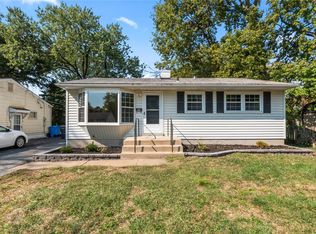 165 N Jefferson St, Florissant, MO 63031