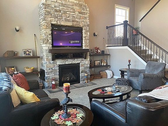 5th image of 2632 Shady Tree Dr