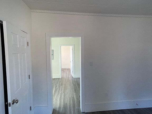 3rd image of 7O N Washington St #9