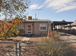 635 Dallas St NE, Albuquerque, NM 87108