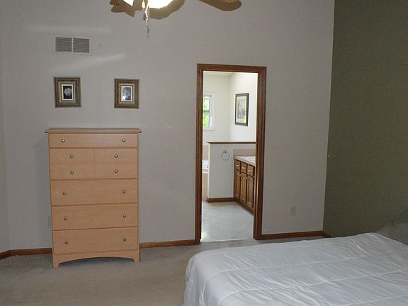 3rd image of 4634 Brownstone Dr