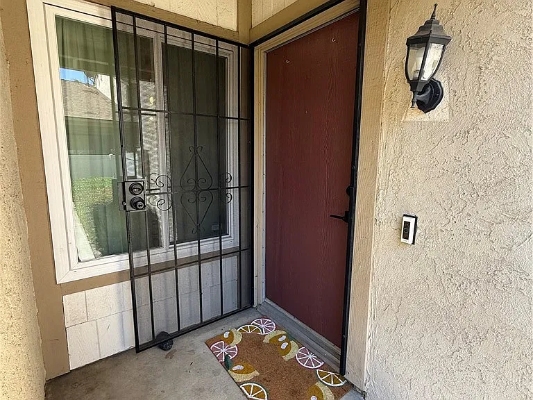 1031 S Palmetto Ave — Photo 3