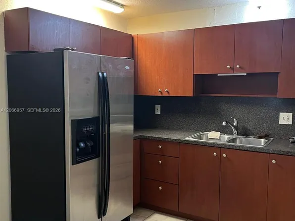 7721 SW 10th Ct APT D, Pompano Beach, FL 33068