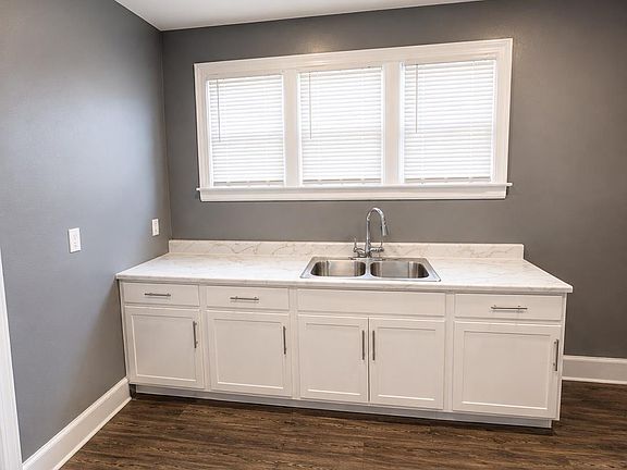 5th image of 2988 Richton St