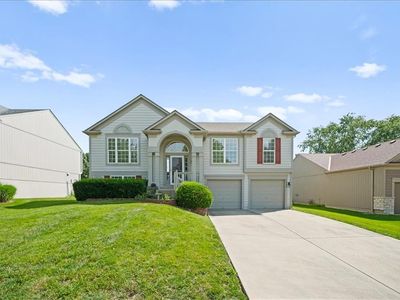 1835 W Concord Dr, Olathe, KS, 66061