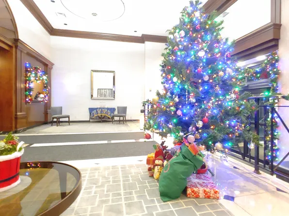 200 East 64th Street image 1 of 4