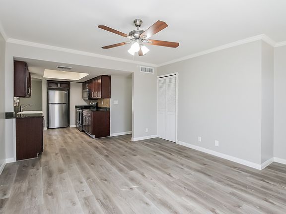 5th image of 1250 W Manhatton Dr