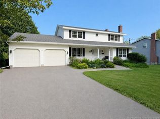80 Park Dr, Rothesay, NB E2H2S4