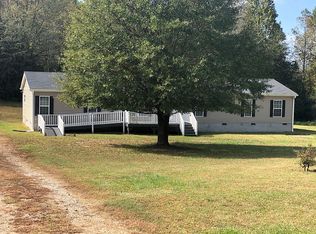 2730 Seagraves Mill Rd, Hull, GA 30646