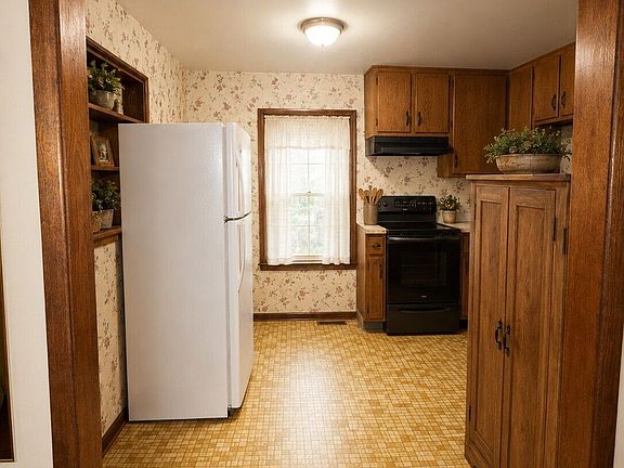 4th image of 5539 Ash St
