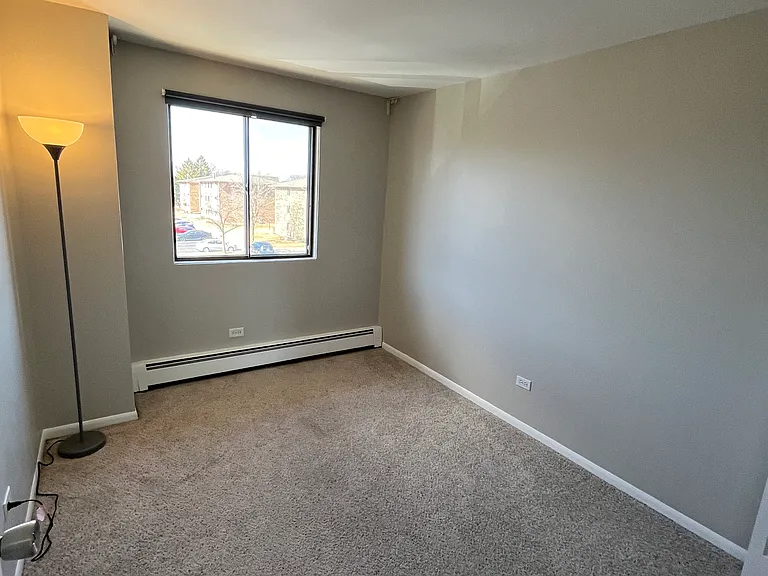 5 Parkside Ct #13 — Photo 23