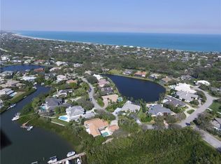 215 Riverway Dr, Vero Beach, FL 32963